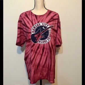 District Threads tie dye graphic t-shirt